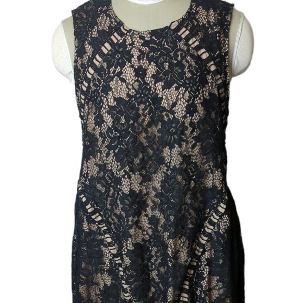 The Jetset Diaries Sleeveless Lace Dress - Picture 4 of 4